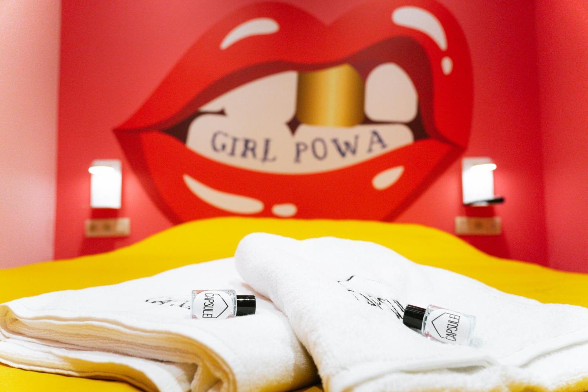 Capsule Girl Power Spa - Balneo - Sauna - Karaoke - Billard - 2 Chambres Charleroi Kültér fotó
