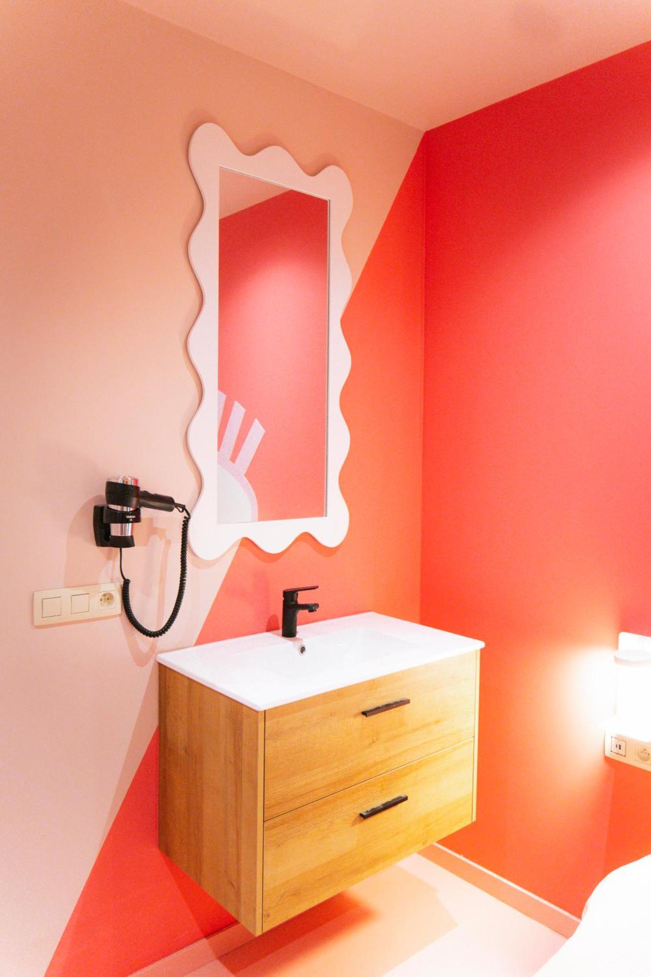Capsule Girl Power Spa - Balneo - Sauna - Karaoke - Billard - 2 Chambres Charleroi Kültér fotó